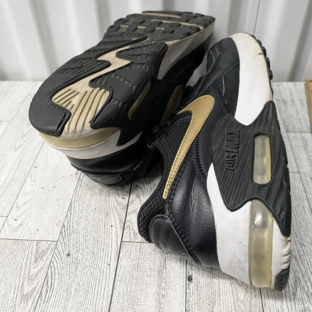 Nike Air Max Black and Gold Sneakers Size 8